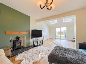 Photo 21- click for photo gallery